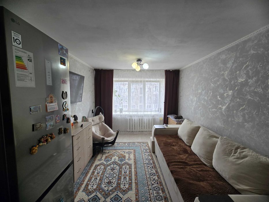 Продается светлая, теплая комната