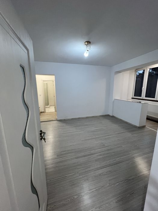 Vand apartament