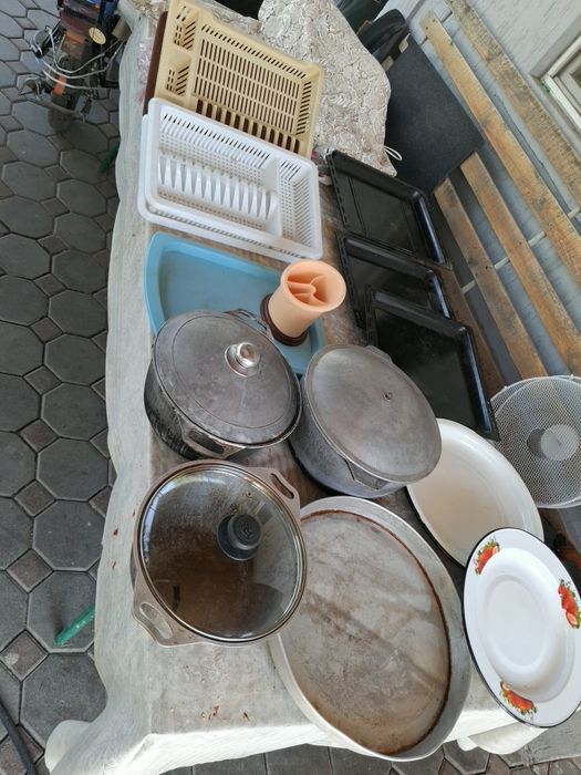 Казаны срочно продам