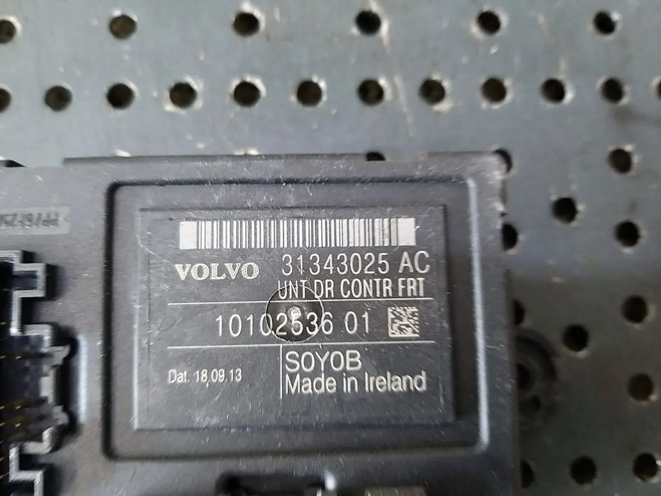 Modul calculator usa stanga fata volvo xc60 31343025ac 1010253601