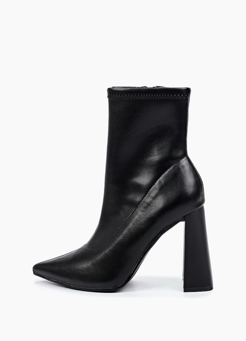 Ботильоны  черные Dino Ricci