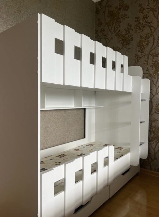 Детская кровать двухярусная