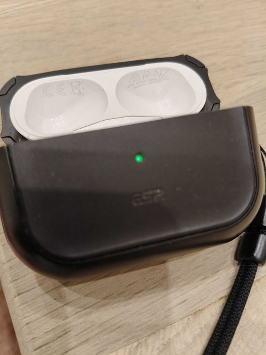 AirPods Pro 2nd Gen - doar CASE