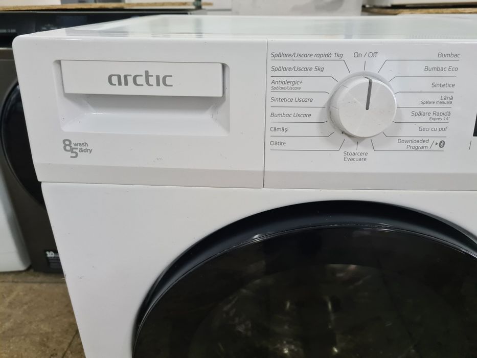Masină de Spălat Arctic cu Uscător 8/5
