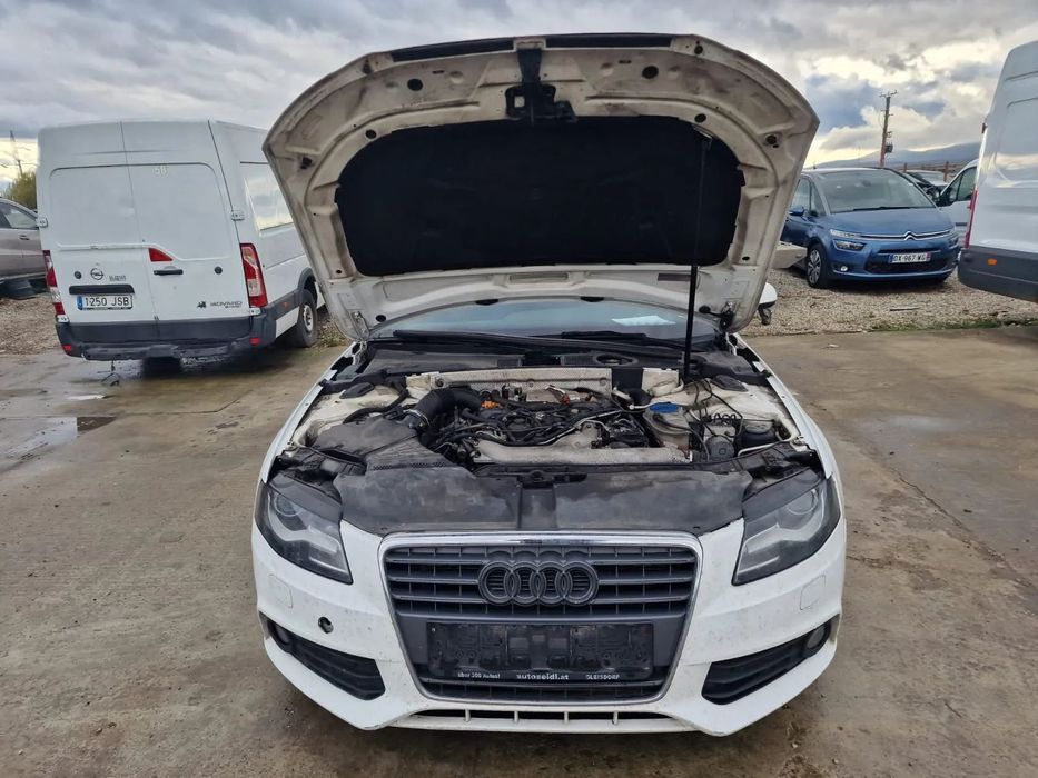 Dezmembram Audi A4 B8, an 2011, 2.7 TDI euro 5 cod CGK, cutie manuala