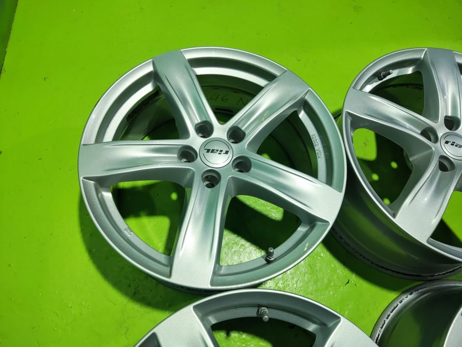18 5x114.3 Toyota лети джанти 5х114.3