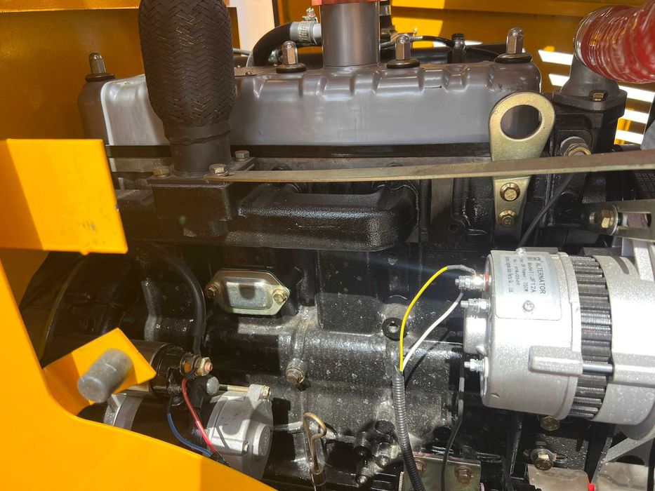 Incarcator frontal KUL - Putere 61 Hp , 2.5 Tone (Nou) + Video