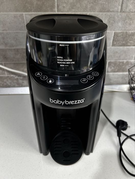 Baby Brezza formula Pro Advanced black