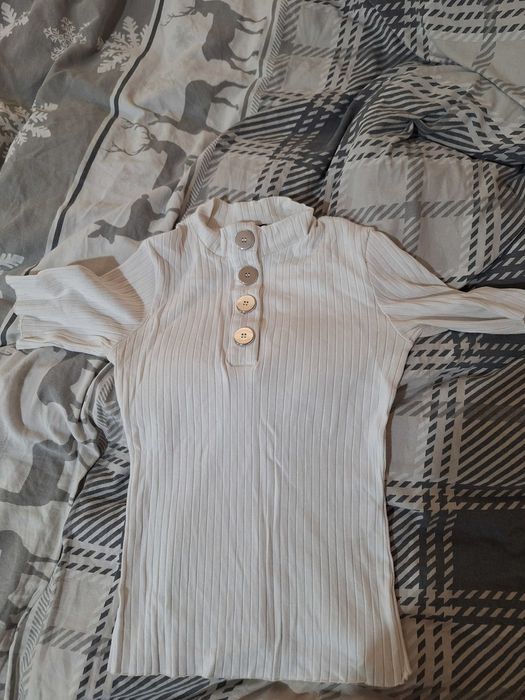 Дамска дреха с къс ръкав