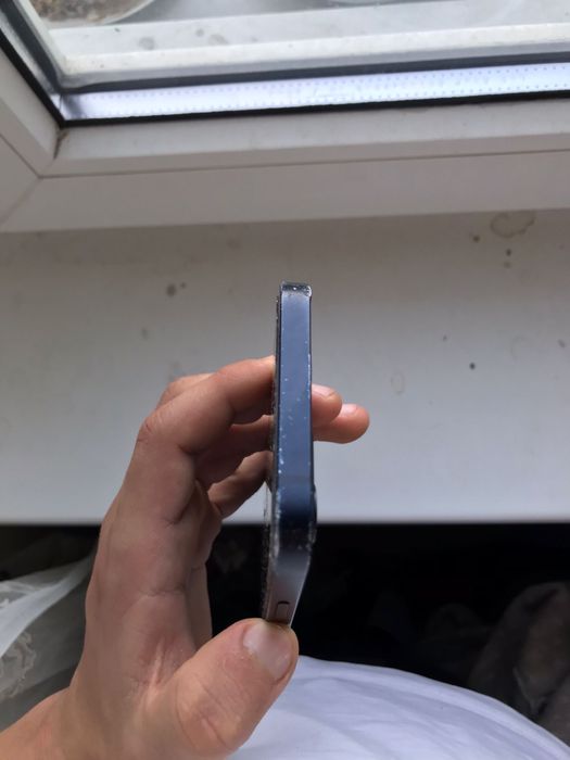 vand iphone 12 sanatate 81