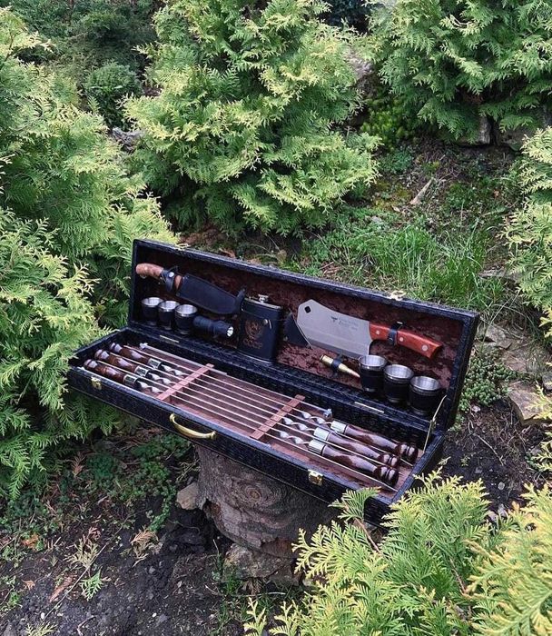 Подарок мужчине. Шашлычный набор