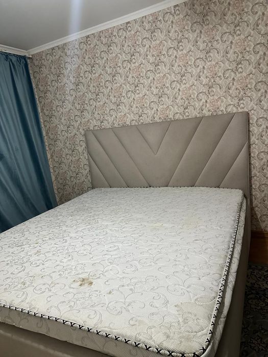 Продаётся двухспальная кровать