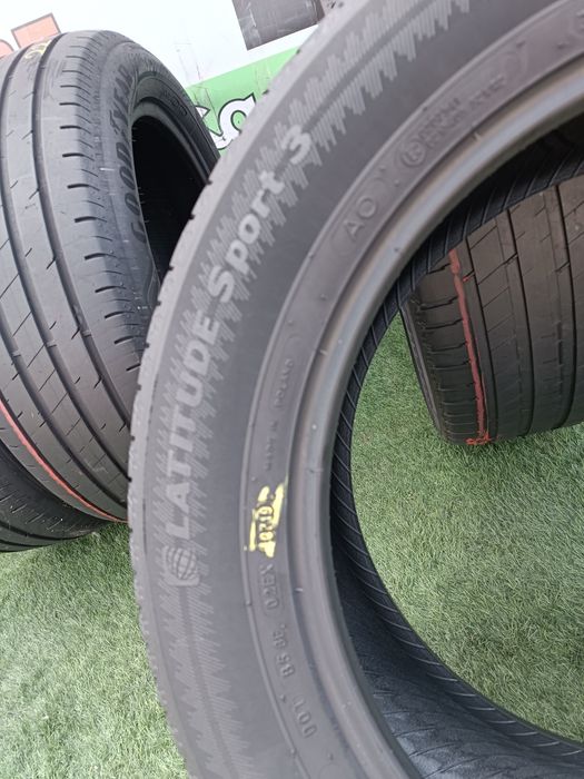 235.55.19 2x Goodyear 2x Michelin