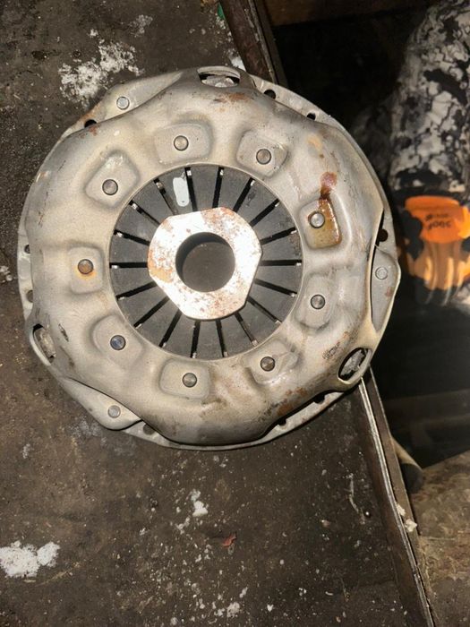 Новая корзина сцепления москвич