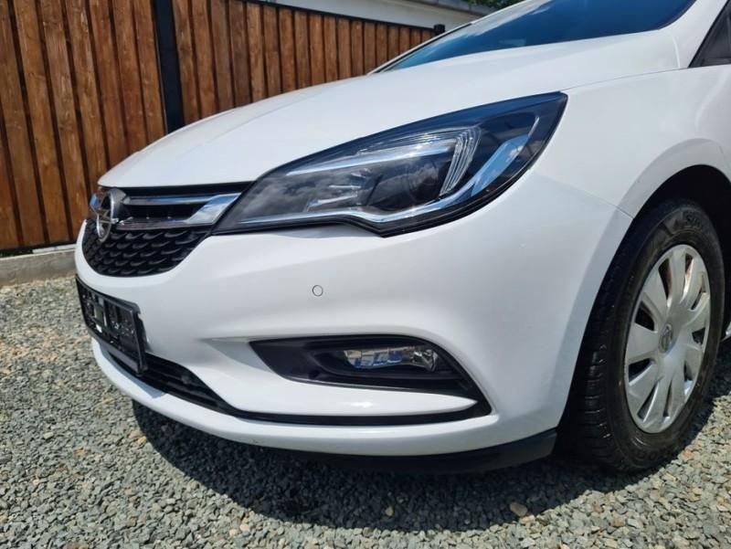 Dezmembrez Opel Astra K hatchback z40r 1.6cdti B16DTE M32 Opel Astra K