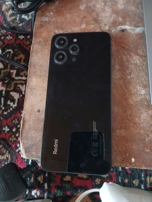 Telefon sotiladi