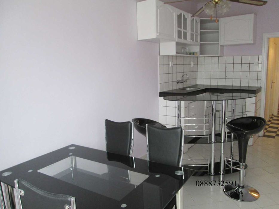 Продава се Двустаен апартамент в Габрово, Център - 69 кв.м за 1261 €/кв.м - Снимка #2
