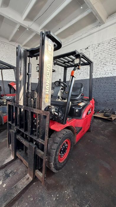 Продам вилочный погрузчик Hangcha