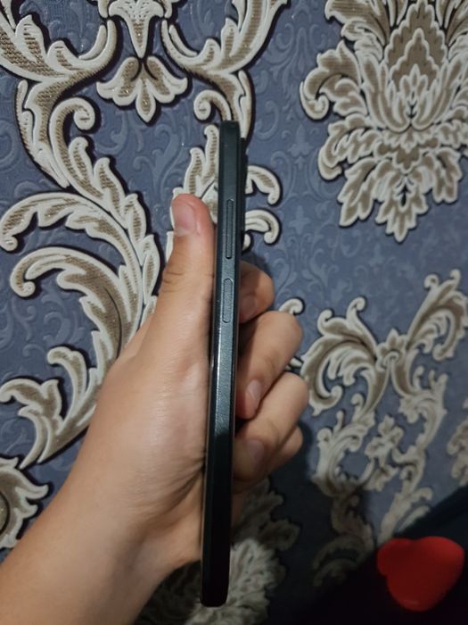 RedmiI Note  12S sotiladi srochna