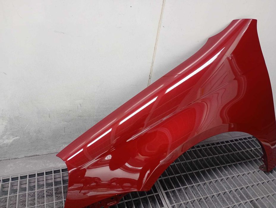 Aripa Fata Stanga VW Jetta 3 III An 2005-2011 (LA3W (Rosu))