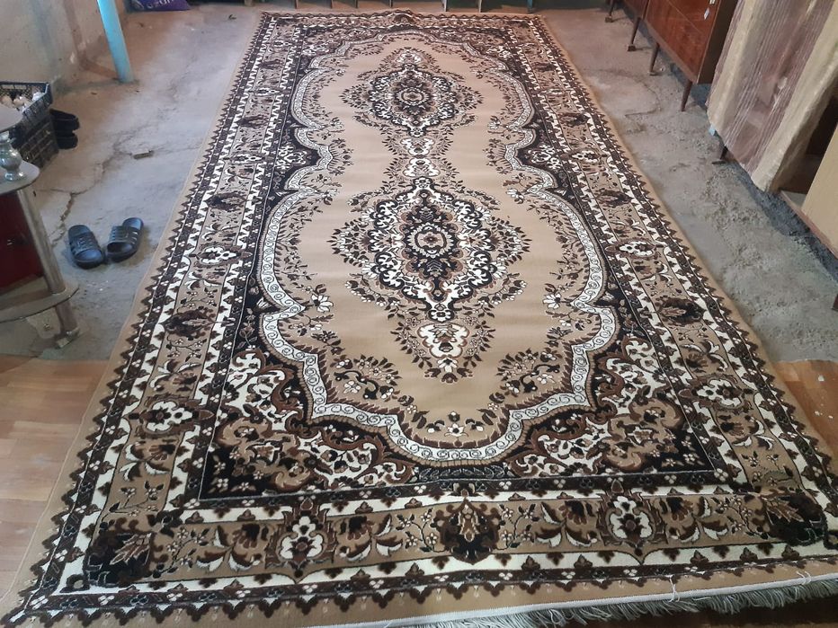 Ковер большой три метра  на пять