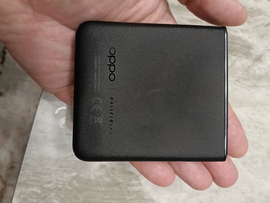 Oppo Flip N2 ...