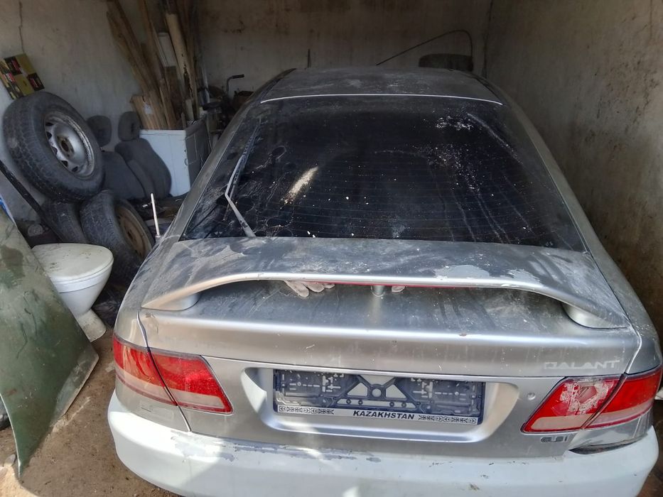 Продаю  машину не находу