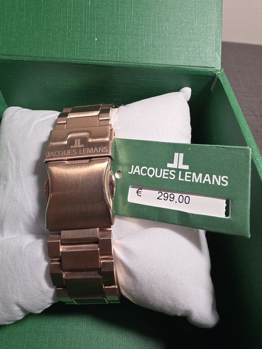 Чисто нов мъжки часовник Jacques Lemans
Eco Power