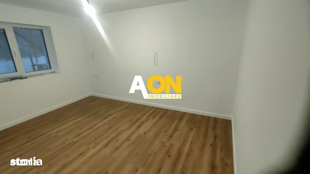Casă 4 Camere, 2 Bai, 900mp Teren