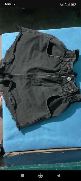 Vand lot blugi scurți