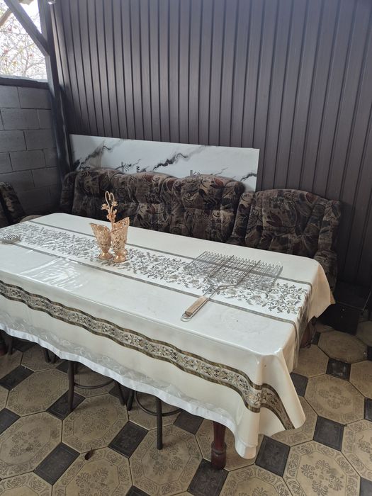 Продам диван с креслами