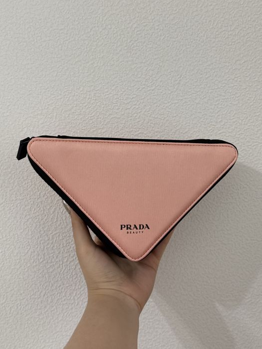 Косметичка PRADA beauty