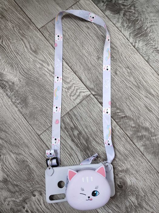 Продам чехол на телефон Huawei P30 Lite