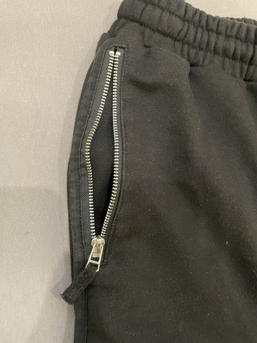 Продавам къси гащи pouse jeans