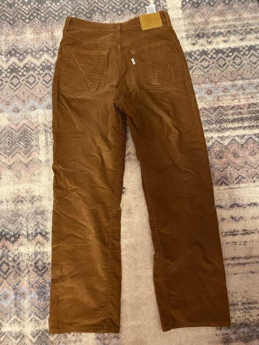 Levi’s Ribcage Straight Ankle catifea