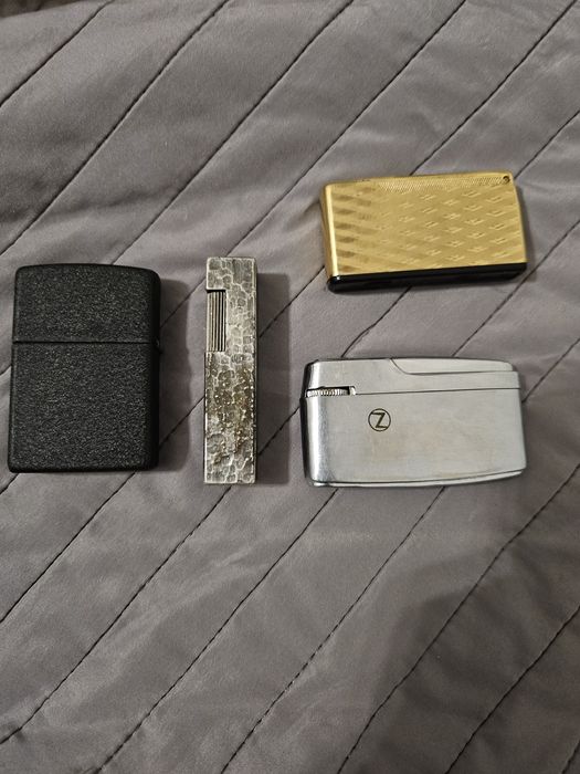 Bricheta zippo 200lei