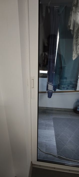 Uși glisante termopan aluminiu