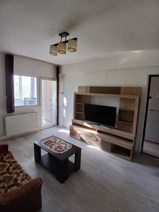 Închiriez apartament 2 camere Brazda