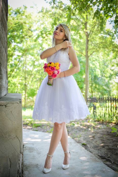 Rochie de mireasa scurta