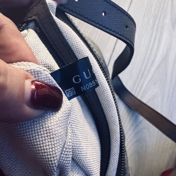 Granta Gucci  ca noua