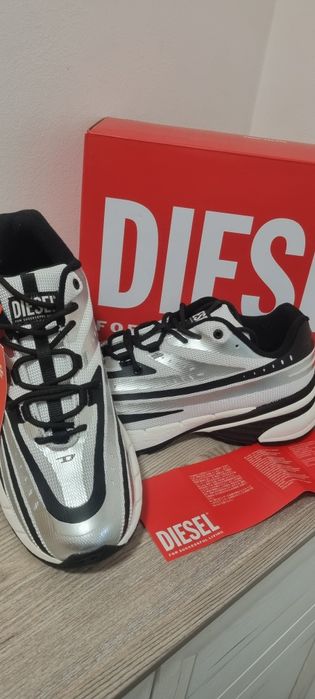 УНИКАТ !!!  Оригинални DIESEL  44 номер