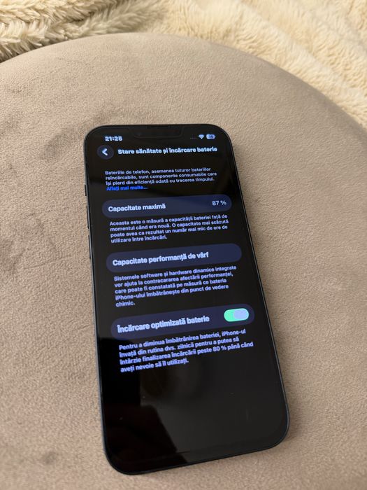 Vând iPhone 13 128 GB