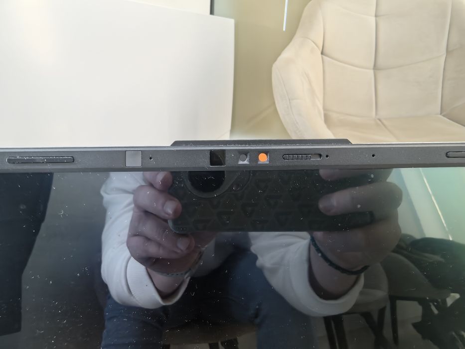 ASUS Vivobook Pro 15 RTX 4060 Intel Ultra 9 185H 24GB DDR5 3K OLED 120