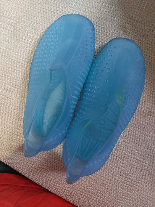 Обувь для плавания