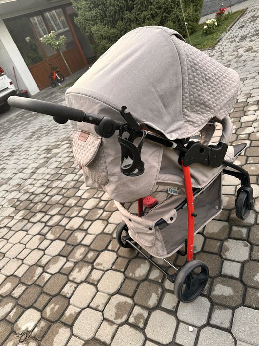 Продам детскую коляску