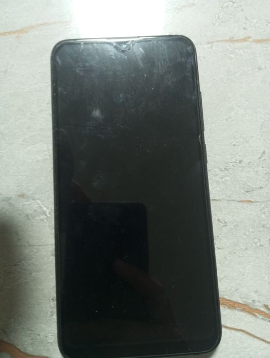 Телефон редми 8.