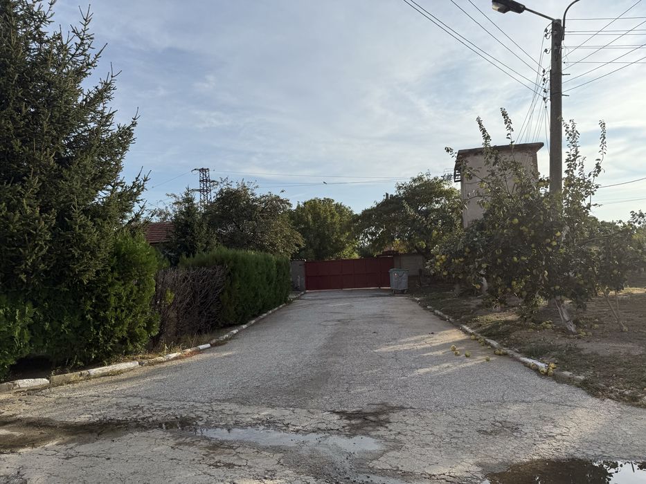 Продава се Промишлена сграда в с. Калугерово, Област Пазарджик - 23000 кв.м за 30 €/кв.м - Снимка #5