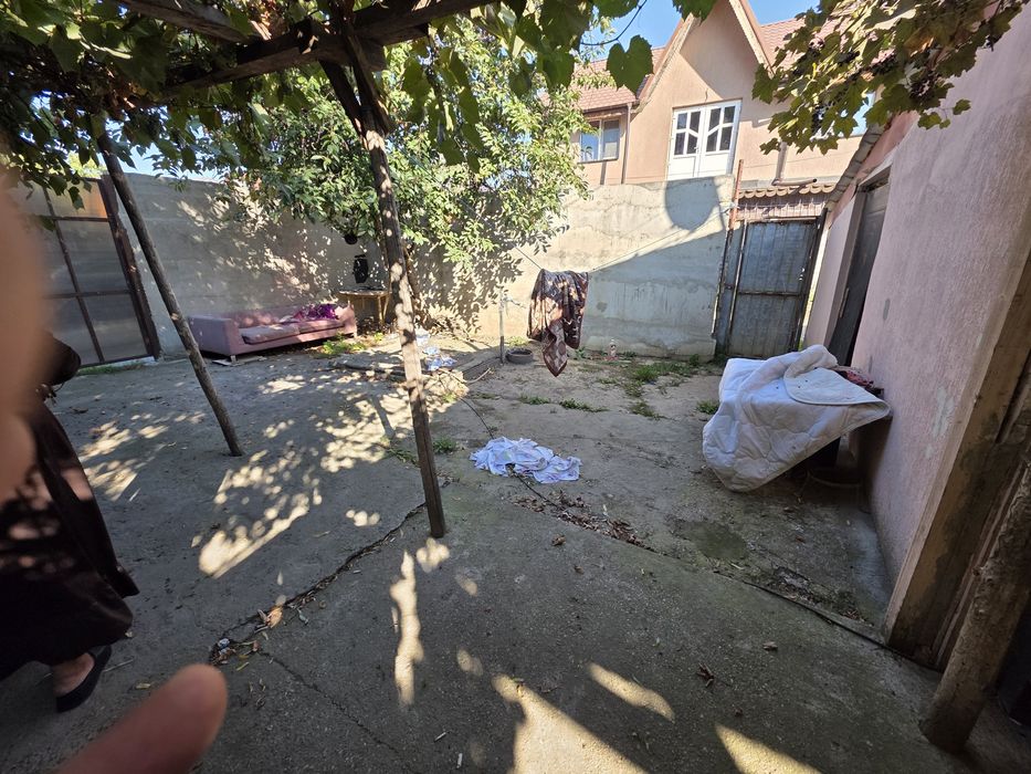 Casa de închiriat în pantelimon Tuborg