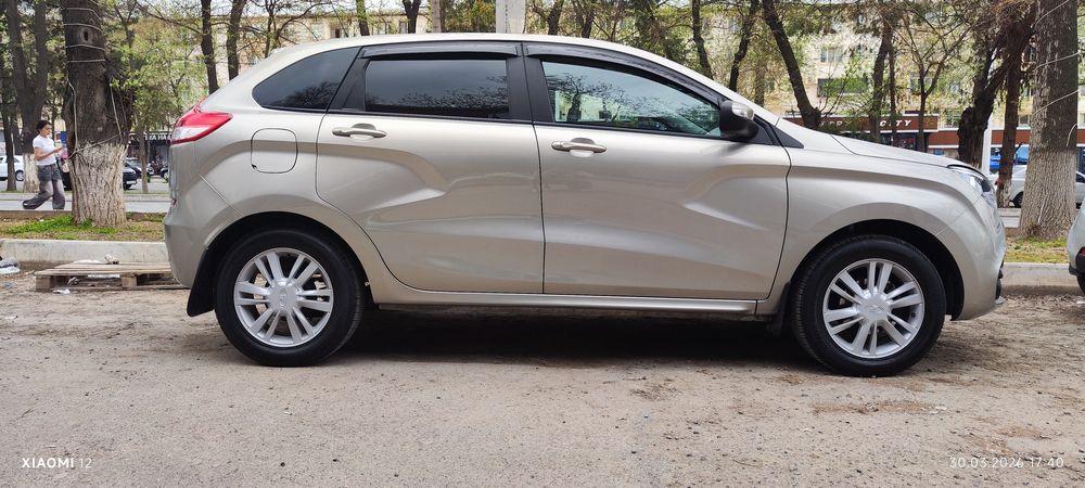 Продаём СРОЧНО LADA Xrey в отличном состоянии