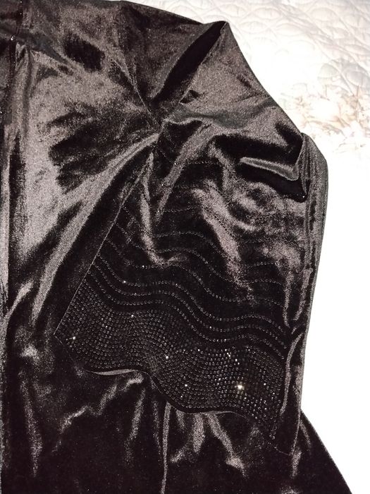 Abaya xalat vecherniy